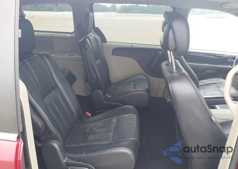 2015 Chrysler Town & Country Touring z USA, uszkodzony, nr VIN 2C4RC1BG1FR520513